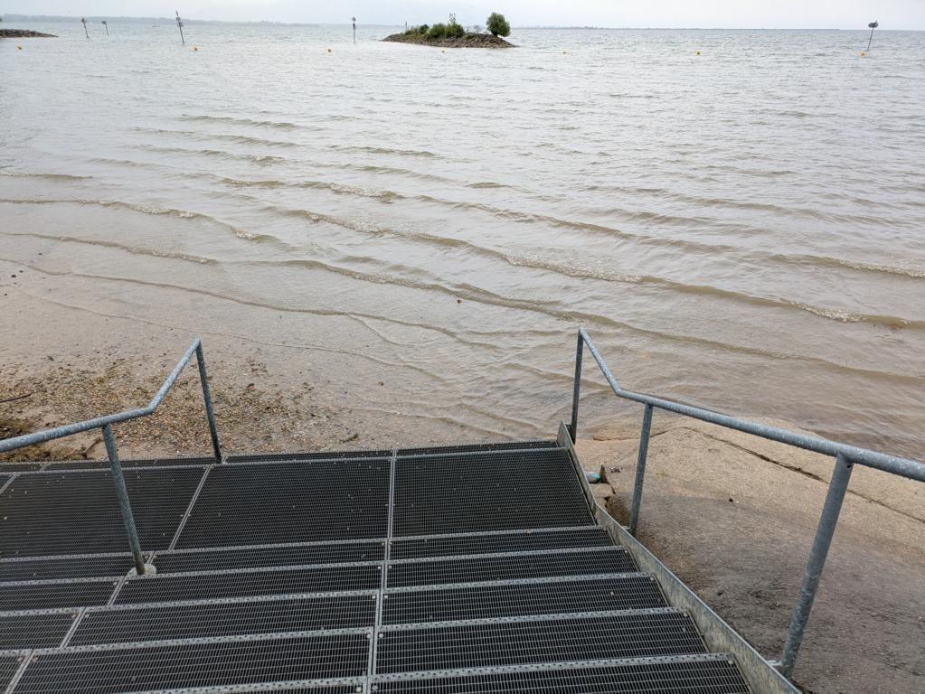 Es fehlen etwa 60cm Wasser