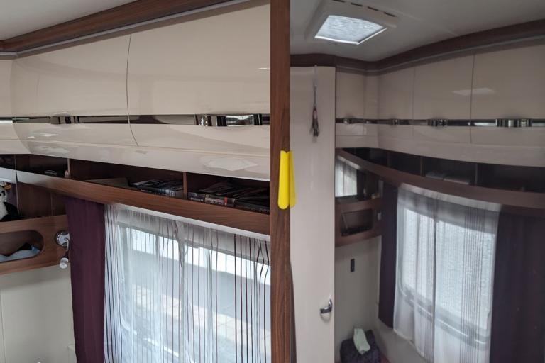 6a. Spachtel anbringen